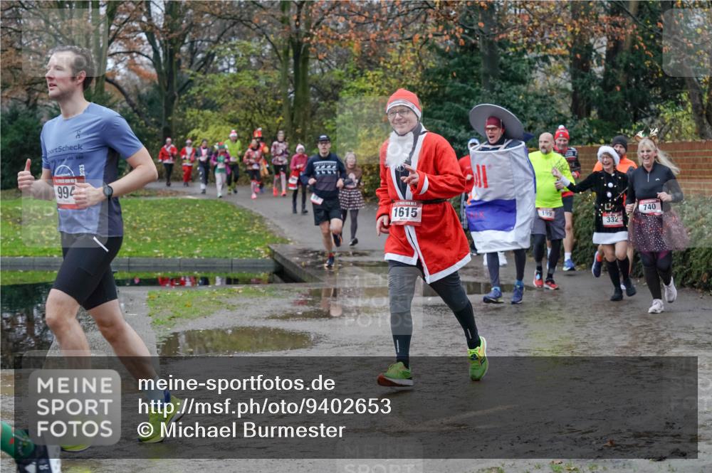 07.12.2025 - St. Pauli X-Mass-Run No. 15 Michael Burmester http://msf.ph/oto/9402653 07.12.2025 10:43:36 Laufen 994, 15, 1615, 740, 199, 332 meine-sportfotos.de