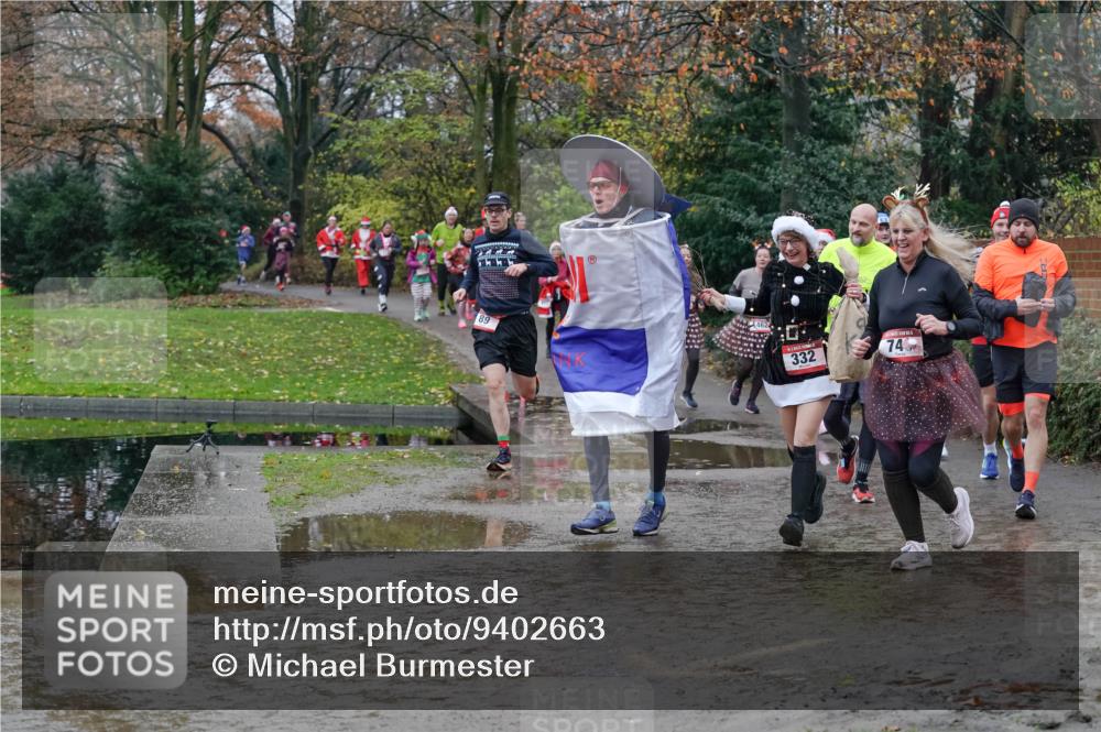 07.12.2025 - St. Pauli X-Mass-Run No. 15 Michael Burmester http://msf.ph/oto/9402663 07.12.2025 10:43:38 Laufen 89, 462, 332, 74 meine-sportfotos.de