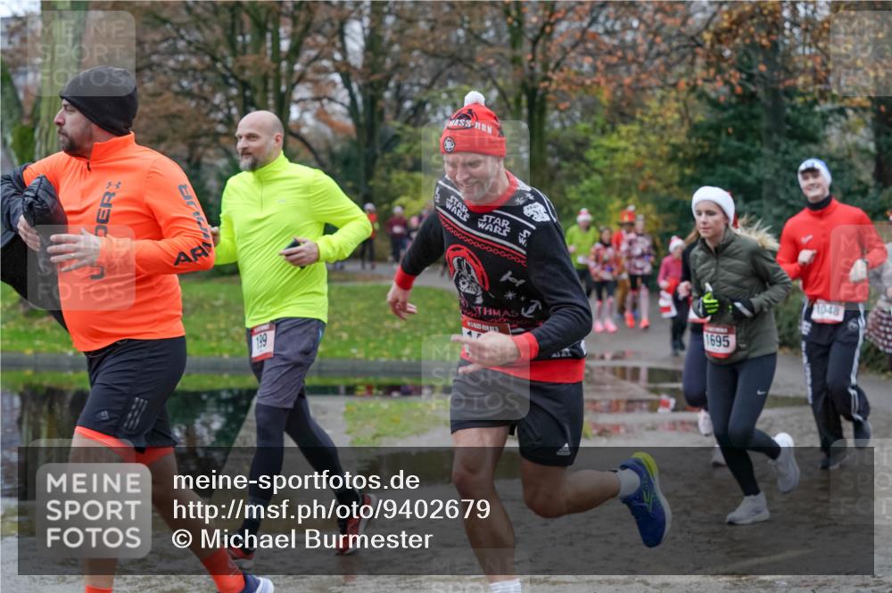 07.12.2025 - St. Pauli X-Mass-Run No. 15 Michael Burmester http://msf.ph/oto/9402679 07.12.2025 10:43:40 Laufen 199, 1695, 1048 meine-sportfotos.de