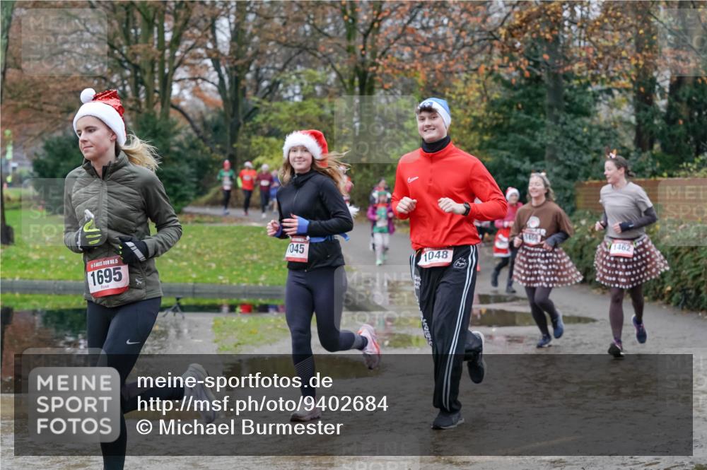 07.12.2025 - St. Pauli X-Mass-Run No. 15 Michael Burmester http://msf.ph/oto/9402684 07.12.2025 10:43:41 Laufen 15, 1695, 045, 1048 meine-sportfotos.de