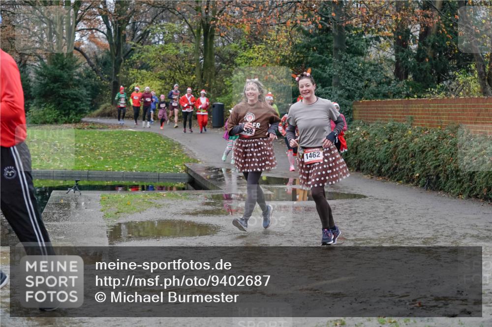 07.12.2025 - St. Pauli X-Mass-Run No. 15 Michael Burmester http://msf.ph/oto/9402687 07.12.2025 10:43:42 Laufen 69, 1462 meine-sportfotos.de