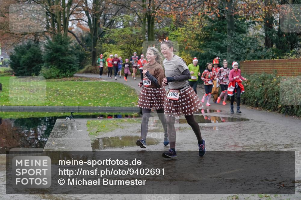 07.12.2025 - St. Pauli X-Mass-Run No. 15 Michael Burmester http://msf.ph/oto/9402691 07.12.2025 10:43:43 Laufen 1469, 1462, 43 meine-sportfotos.de