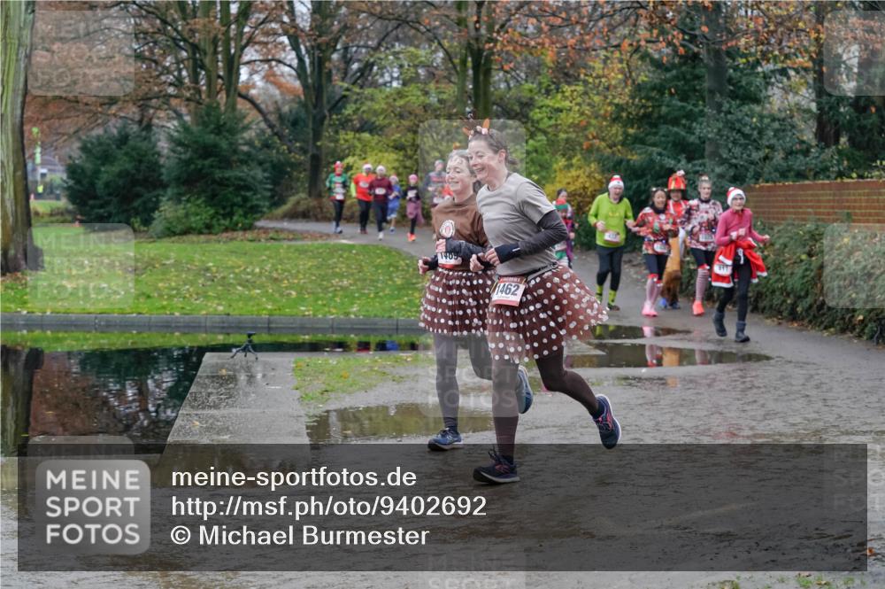 07.12.2025 - St. Pauli X-Mass-Run No. 15 Michael Burmester http://msf.ph/oto/9402692 07.12.2025 10:43:43 Laufen 1409, 1462 meine-sportfotos.de