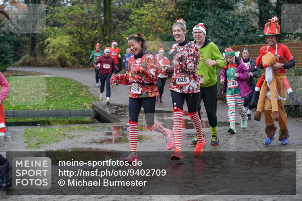 07.12.2025 - St. Pauli X-Mass-Run No. 15 Michael Burmester http://msf.ph/oto/9402709 07.12.2025 10:43:48 Laufen 842, 024, 15, 1025, 1205 meine-sportfotos.de