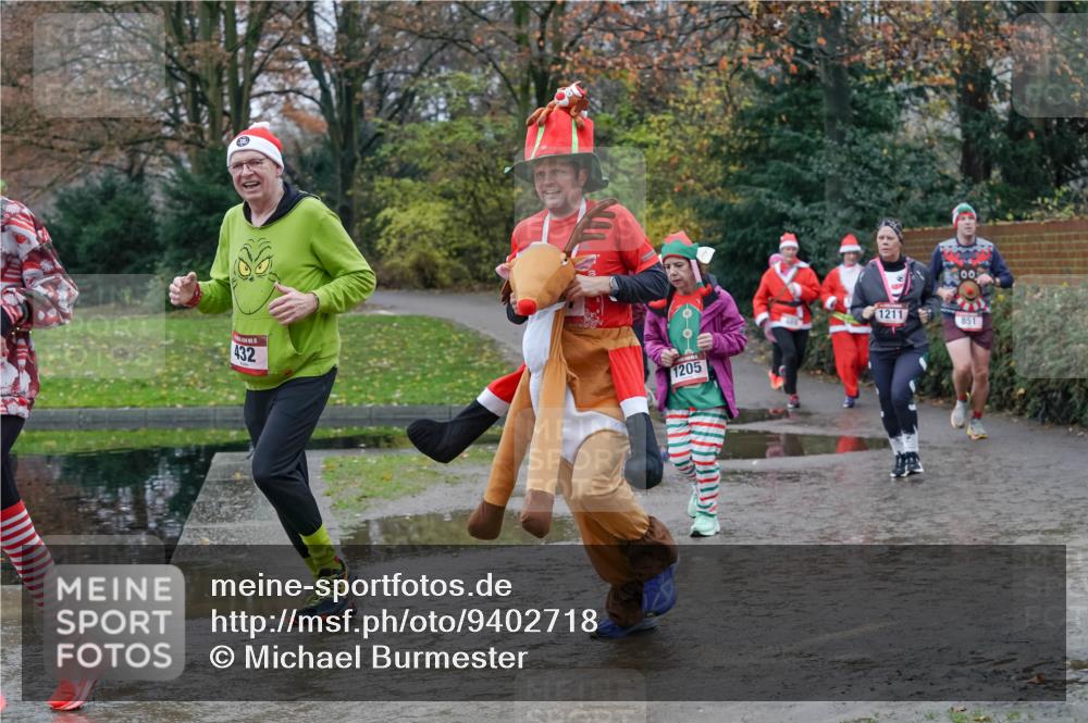 07.12.2025 - St. Pauli X-Mass-Run No. 15 Michael Burmester http://msf.ph/oto/9402718 07.12.2025 10:43:50 Laufen 15, 432, 1205, 1211, 00, 851 meine-sportfotos.de