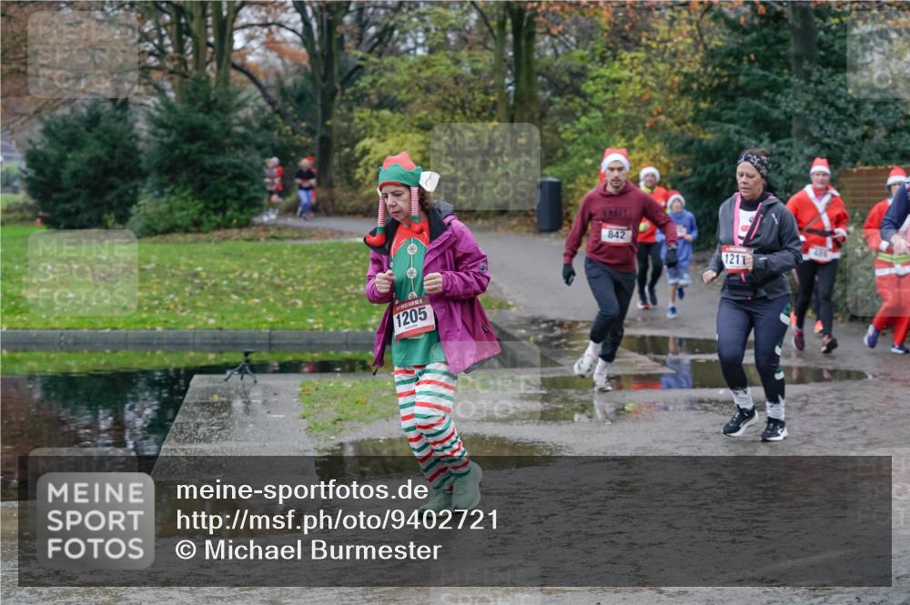 07.12.2025 - St. Pauli X-Mass-Run No. 15 Michael Burmester http://msf.ph/oto/9402721 07.12.2025 10:43:51 Laufen 15, 1205, 842, 1211 meine-sportfotos.de