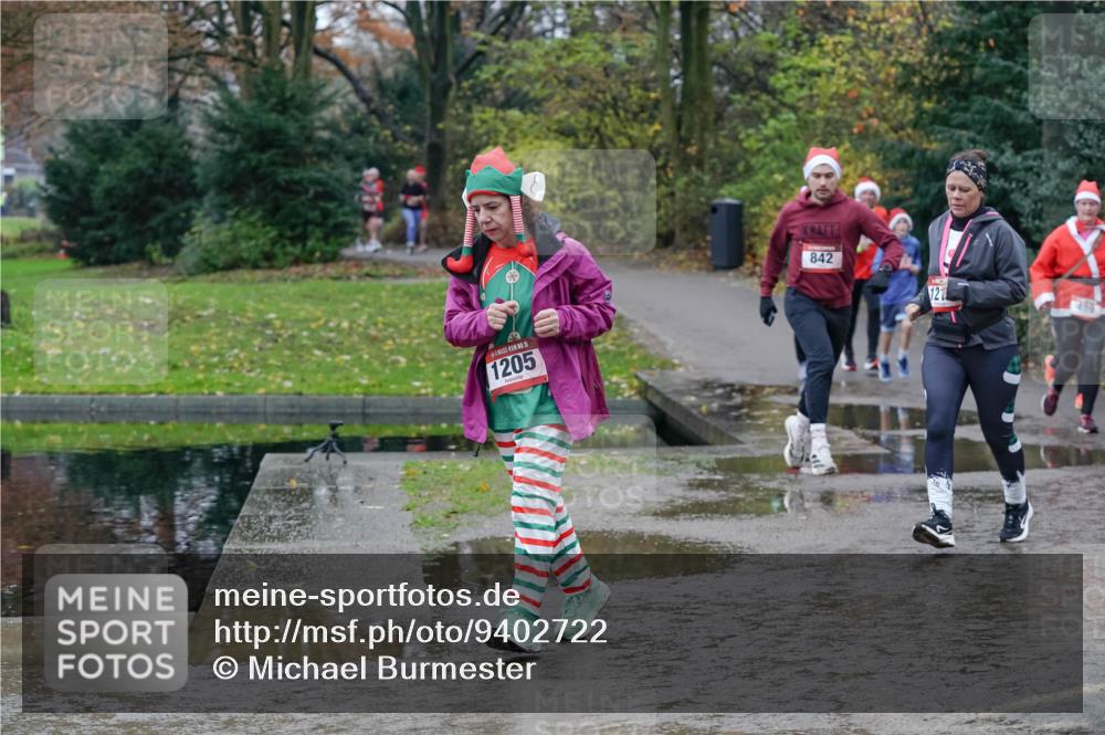 07.12.2025 - St. Pauli X-Mass-Run No. 15 Michael Burmester http://msf.ph/oto/9402722 07.12.2025 10:43:51 Laufen 15, 1205, 842, 12, 489 meine-sportfotos.de