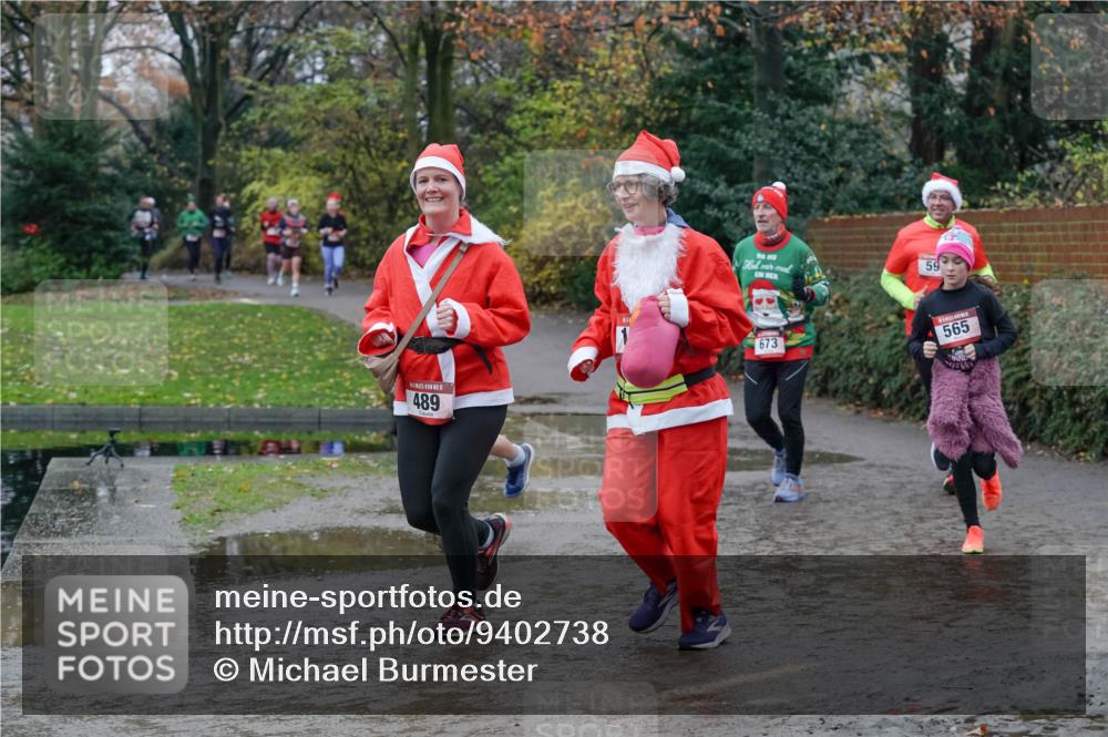 07.12.2025 - St. Pauli X-Mass-Run No. 15 Michael Burmester http://msf.ph/oto/9402738 07.12.2025 10:43:55 Laufen 489, 673, 59, 565 meine-sportfotos.de