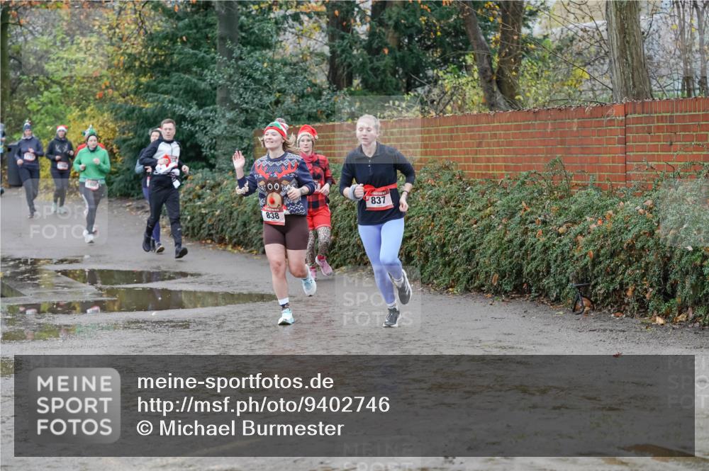 07.12.2025 - St. Pauli X-Mass-Run No. 15 Michael Burmester http://msf.ph/oto/9402746 07.12.2025 10:44:05 Laufen 00, 838, 837 meine-sportfotos.de