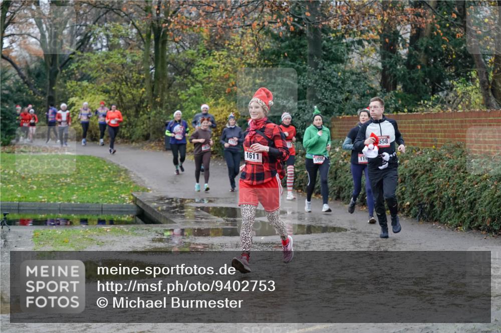 07.12.2025 - St. Pauli X-Mass-Run No. 15 Michael Burmester http://msf.ph/oto/9402753 07.12.2025 10:44:07 Laufen 1611 meine-sportfotos.de