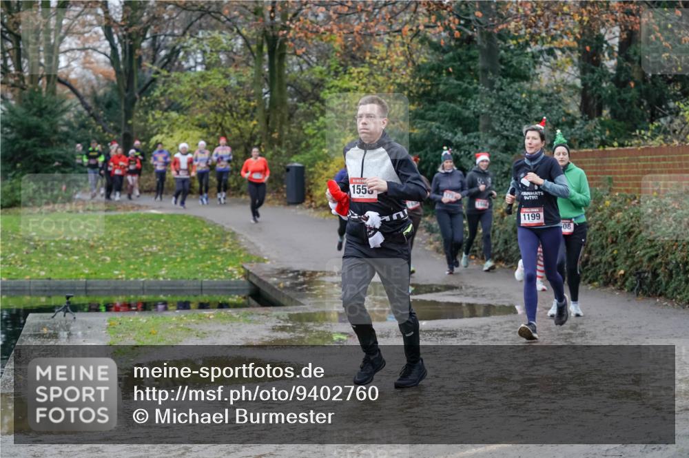 07.12.2025 - St. Pauli X-Mass-Run No. 15 Michael Burmester http://msf.ph/oto/9402760 07.12.2025 10:44:09 Laufen 1556, 175, 104, 1199, 08 meine-sportfotos.de