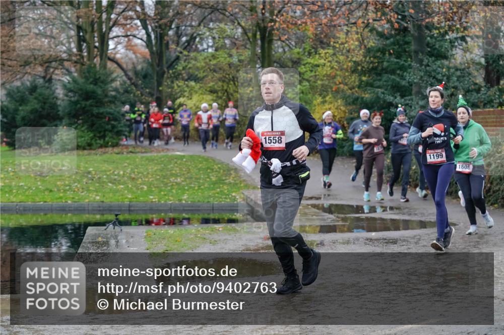 07.12.2025 - St. Pauli X-Mass-Run No. 15 Michael Burmester http://msf.ph/oto/9402763 07.12.2025 10:44:09 Laufen 15, 1558, 1199, 1608 meine-sportfotos.de