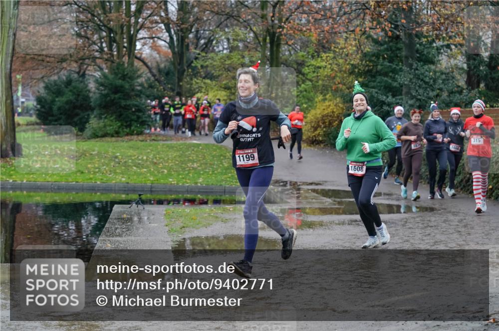07.12.2025 - St. Pauli X-Mass-Run No. 15 Michael Burmester http://msf.ph/oto/9402771 07.12.2025 10:44:11 Laufen 1199, 1608, 1668, 315 meine-sportfotos.de