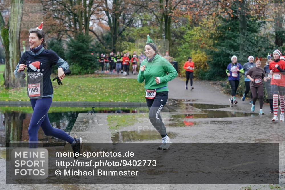 07.12.2025 - St. Pauli X-Mass-Run No. 15 Michael Burmester http://msf.ph/oto/9402773 07.12.2025 10:44:12 Laufen 1199, 315, 1634, 1608 meine-sportfotos.de
