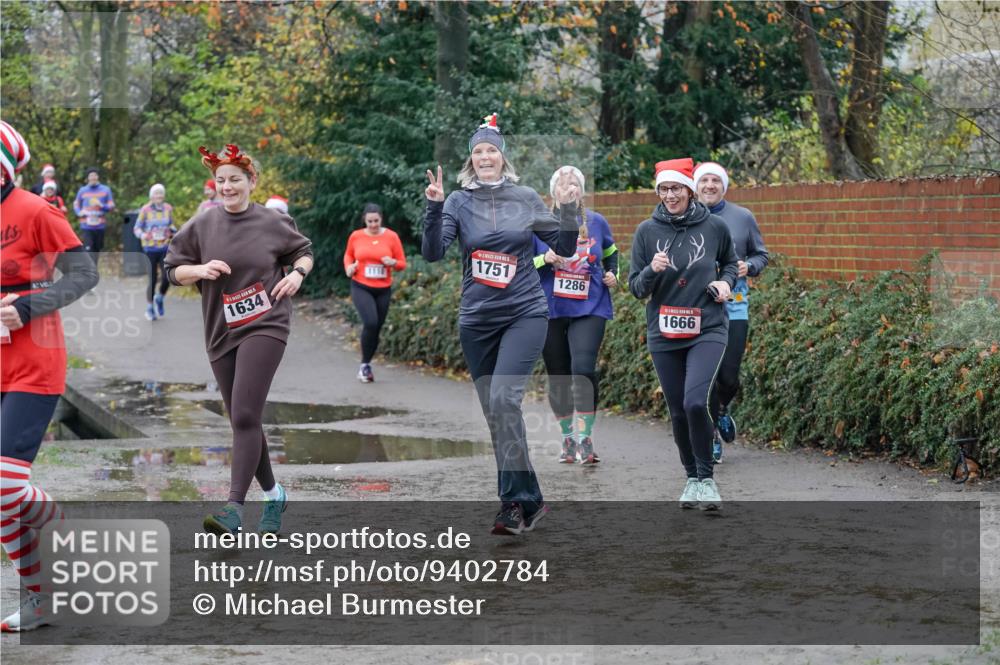 07.12.2025 - St. Pauli X-Mass-Run No. 15 Michael Burmester http://msf.ph/oto/9402784 07.12.2025 10:44:14 Laufen 1634, 1751, 1286, 1666 meine-sportfotos.de