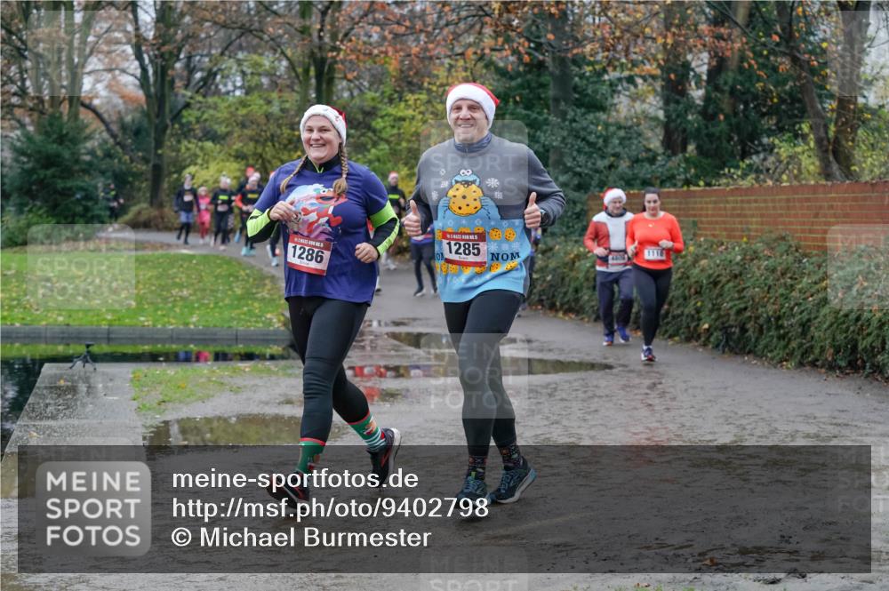 07.12.2025 - St. Pauli X-Mass-Run No. 15 Michael Burmester http://msf.ph/oto/9402798 07.12.2025 10:44:17 Laufen 5, 1286, 1, 1285 meine-sportfotos.de