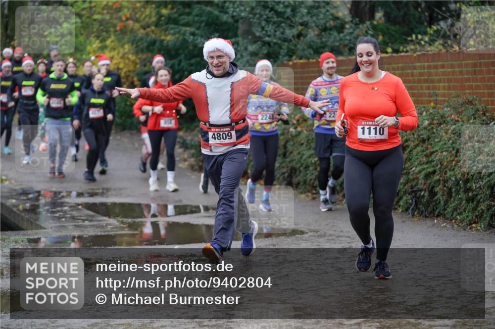07.12.2025 - St. Pauli X-Mass-Run No. 15 Michael Burmester http://msf.ph/oto/9402804 07.12.2025 10:44:20 Laufen 858, 15, 4809, 2245, 1110 meine-sportfotos.de