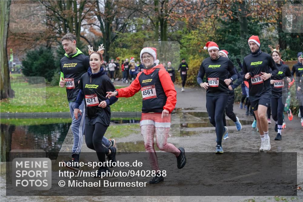 07.12.2025 - St. Pauli X-Mass-Run No. 15 Michael Burmester http://msf.ph/oto/9402838 07.12.2025 10:44:27 Laufen 0, 4565, 0, 4570, 4578, 4571, 4561, 4569 meine-sportfotos.de