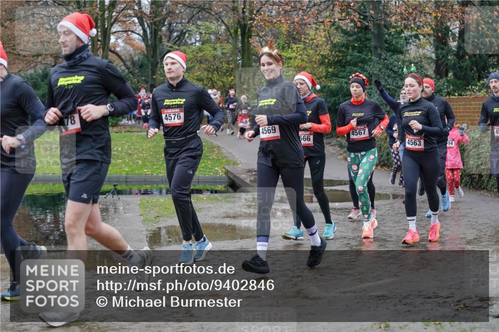 07.12.2025 - St. Pauli X-Mass-Run No. 15 Michael Burmester http://msf.ph/oto/9402846 07.12.2025 10:44:29 Laufen 78, 4576, 0, 4569, 566, 4567, 4563, 84 meine-sportfotos.de