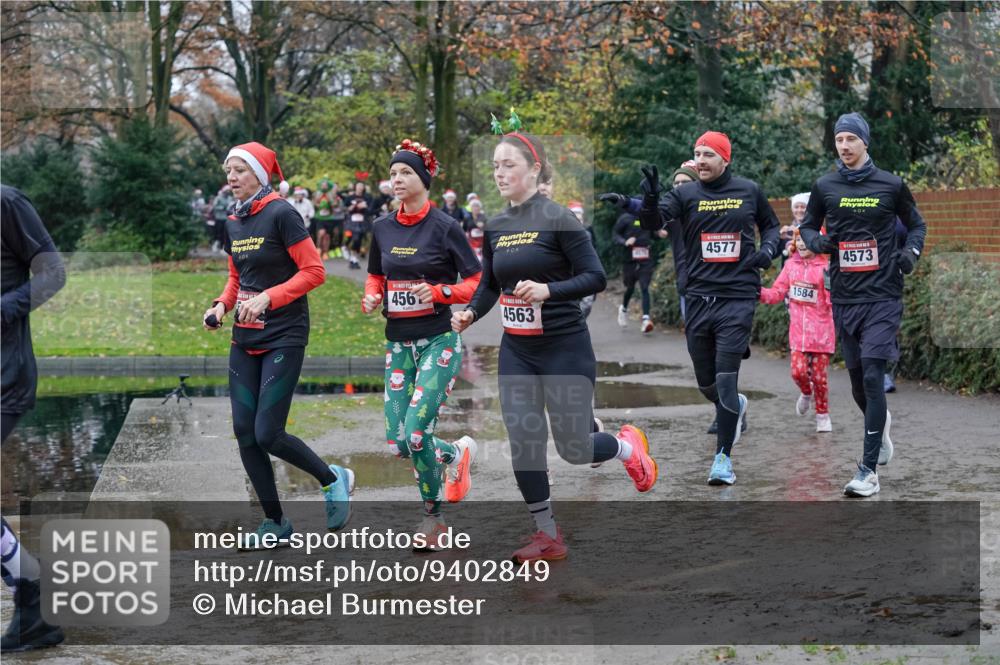 07.12.2025 - St. Pauli X-Mass-Run No. 15 Michael Burmester http://msf.ph/oto/9402849 07.12.2025 10:44:30 Laufen 0, 0, 4577, 456, 4563, 1584, 4573 meine-sportfotos.de