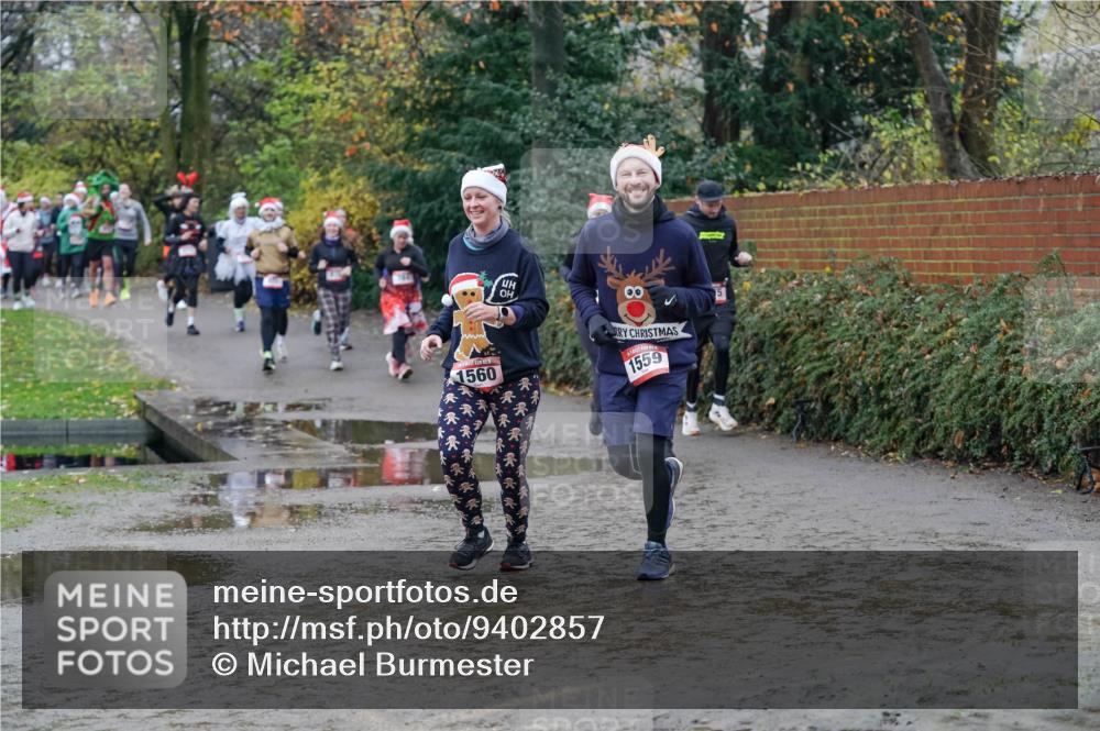 07.12.2025 - St. Pauli X-Mass-Run No. 15 Michael Burmester http://msf.ph/oto/9402857 07.12.2025 10:44:33 Laufen 1560, 1559 meine-sportfotos.de