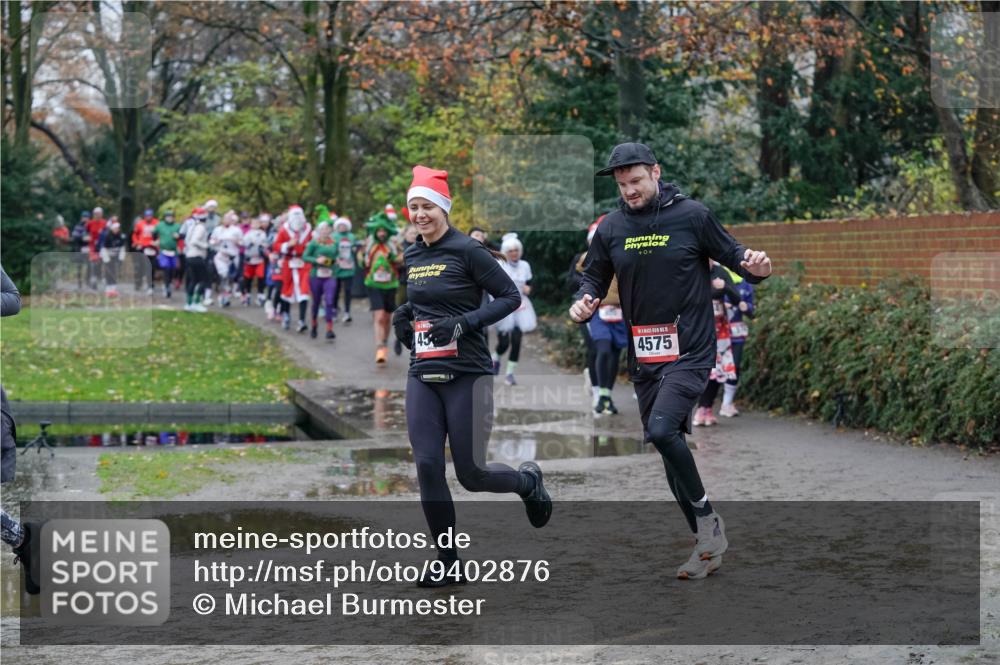 07.12.2025 - St. Pauli X-Mass-Run No. 15 Michael Burmester http://msf.ph/oto/9402876 07.12.2025 10:44:36 Laufen 0, 0, 45, 4575 meine-sportfotos.de