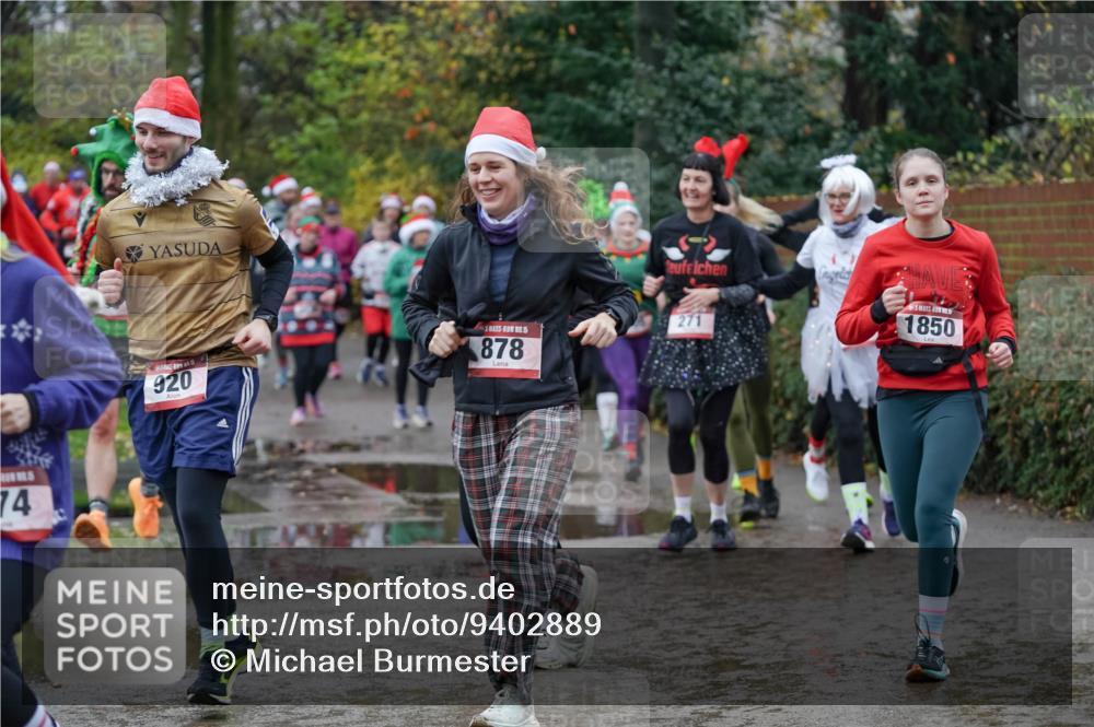 07.12.2025 - St. Pauli X-Mass-Run No. 15 Michael Burmester http://msf.ph/oto/9402889 07.12.2025 10:44:41 Laufen 74, 920, 15, 878, 9271, 1850 meine-sportfotos.de