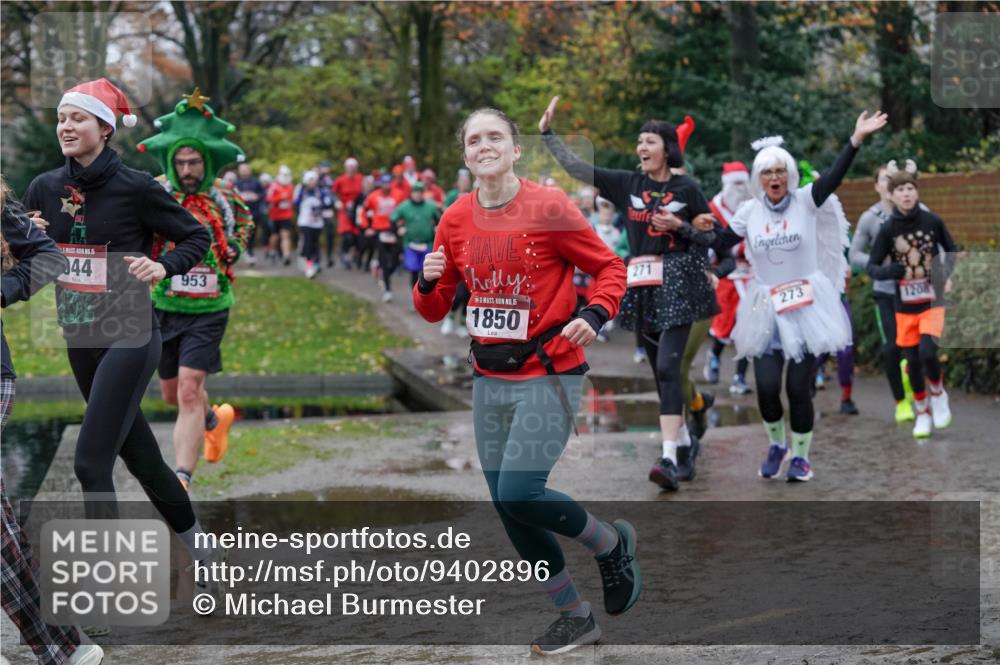 07.12.2025 - St. Pauli X-Mass-Run No. 15 Michael Burmester http://msf.ph/oto/9402896 07.12.2025 10:44:42 Laufen 5, 44, 953, 15, 1850, 271, 273, 1208 meine-sportfotos.de
