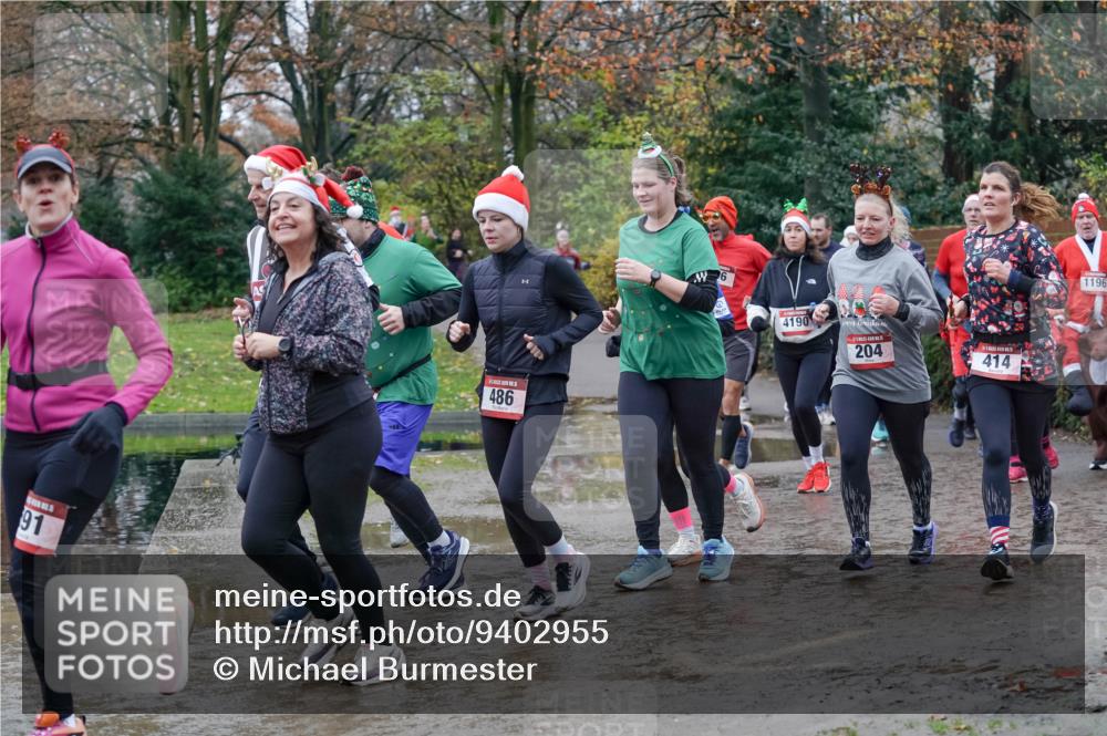 07.12.2025 - St. Pauli X-Mass-Run No. 15 Michael Burmester http://msf.ph/oto/9402955 07.12.2025 10:44:54 Laufen 91, 486, 9, 4190, 204, 414, 1196 meine-sportfotos.de