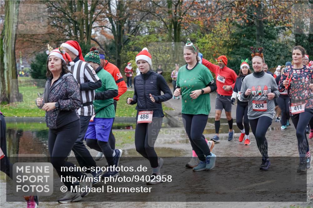 07.12.2025 - St. Pauli X-Mass-Run No. 15 Michael Burmester http://msf.ph/oto/9402958 07.12.2025 10:44:54 Laufen 15, 486, 596, 204, 414 meine-sportfotos.de