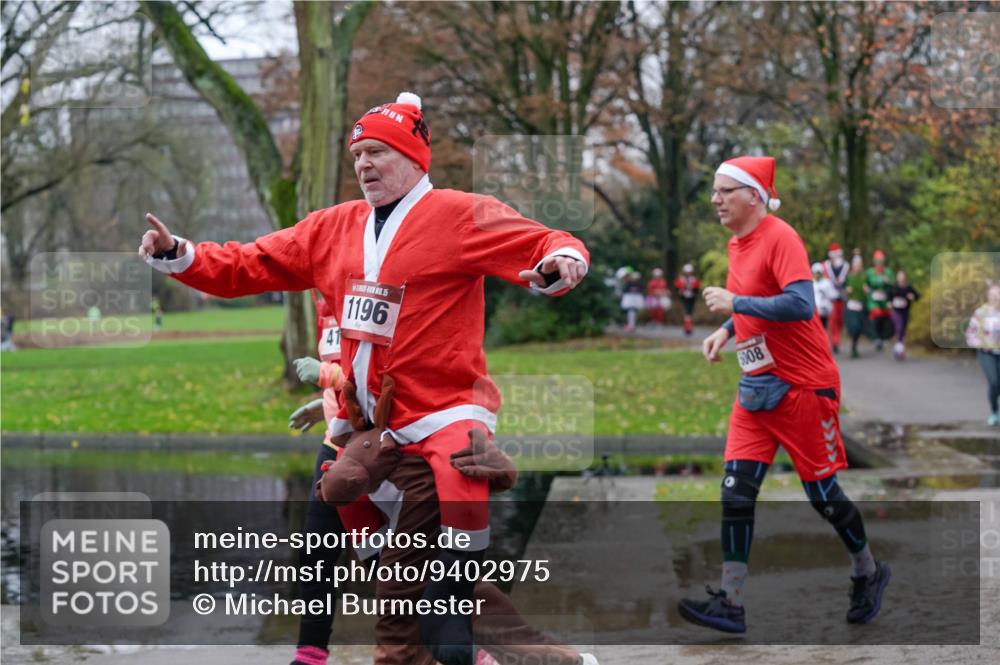 07.12.2025 - St. Pauli X-Mass-Run No. 15 Michael Burmester http://msf.ph/oto/9402975 07.12.2025 10:44:58 Laufen 15, 1196, 5008 meine-sportfotos.de