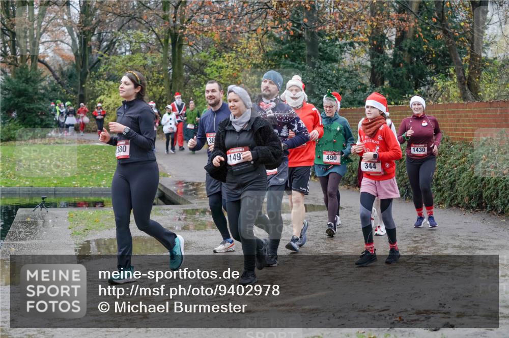 07.12.2025 - St. Pauli X-Mass-Run No. 15 Michael Burmester http://msf.ph/oto/9402978 07.12.2025 10:44:59 Laufen 38, 1380, 1493, 1430, 490, 344 meine-sportfotos.de