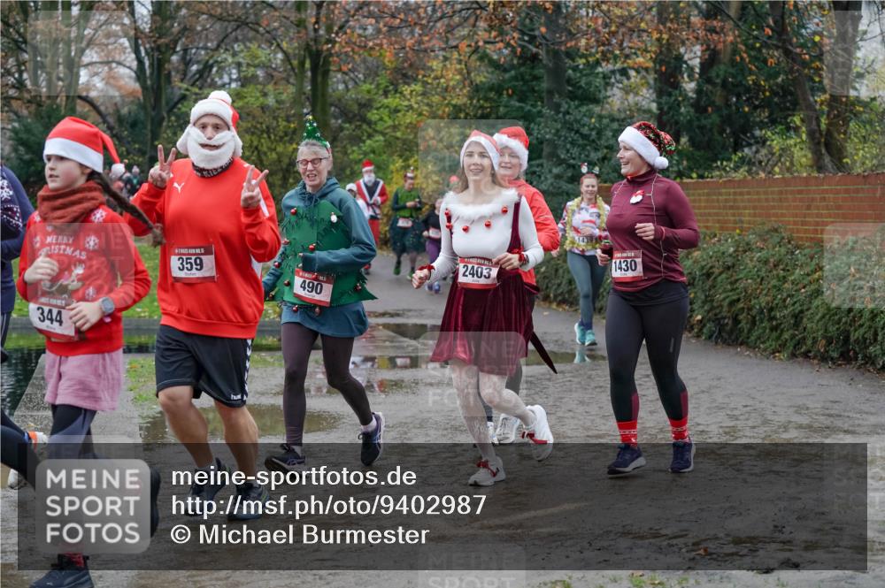 07.12.2025 - St. Pauli X-Mass-Run No. 15 Michael Burmester http://msf.ph/oto/9402987 07.12.2025 10:45:01 Laufen 5, 359, 490, 2403, 344, 1430 meine-sportfotos.de