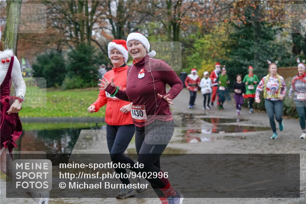 07.12.2025 - St. Pauli X-Mass-Run No. 15 Michael Burmester http://msf.ph/oto/9402996 07.12.2025 10:45:03 Laufen 1430, 1441 meine-sportfotos.de