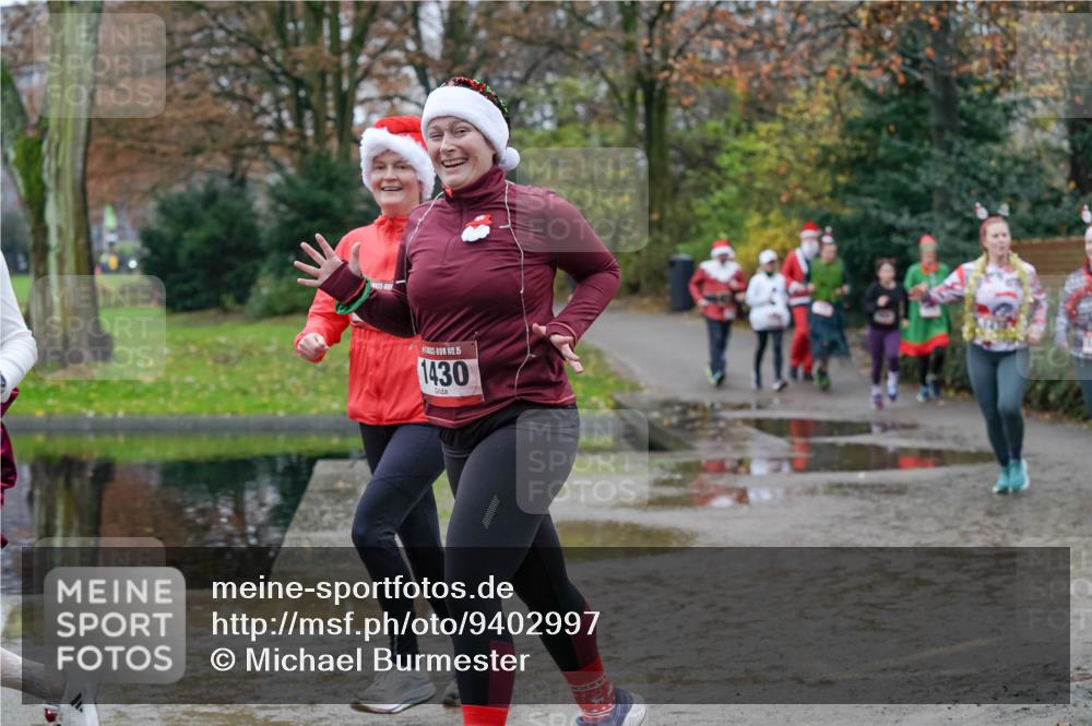 07.12.2025 - St. Pauli X-Mass-Run No. 15 Michael Burmester http://msf.ph/oto/9402997 07.12.2025 10:45:03 Laufen 15, 1430 meine-sportfotos.de