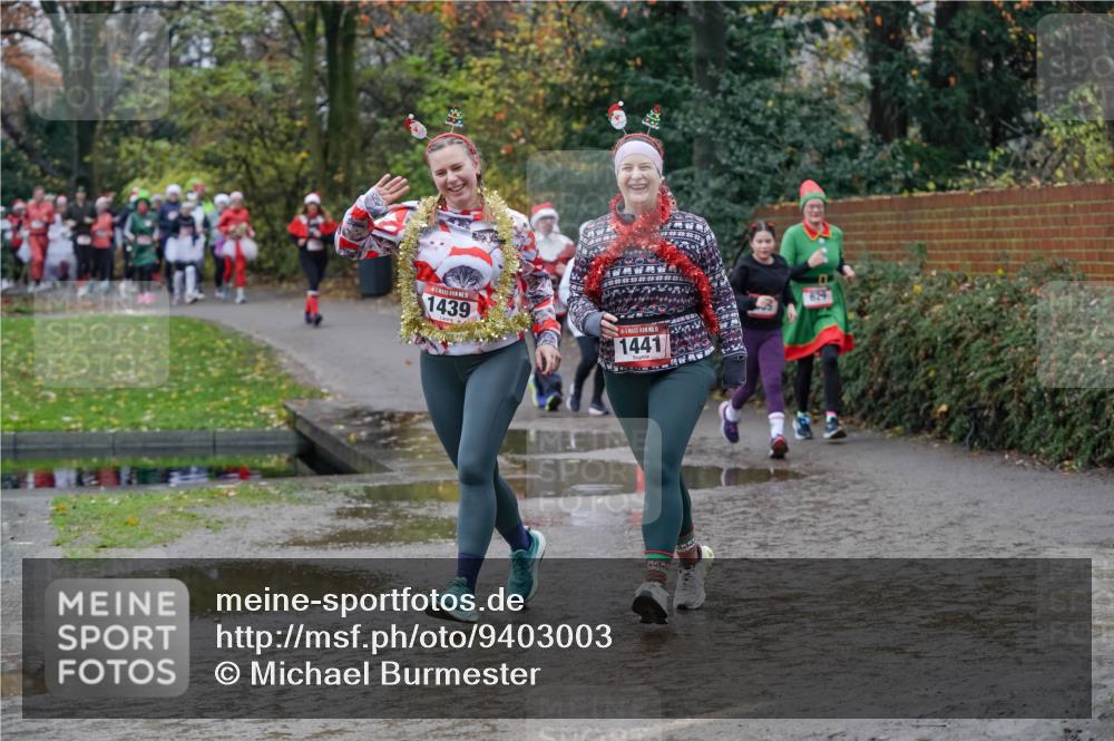 07.12.2025 - St. Pauli X-Mass-Run No. 15 Michael Burmester http://msf.ph/oto/9403003 07.12.2025 10:45:04 Laufen 15, 1439, 1441, 629 meine-sportfotos.de