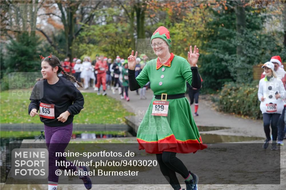 07.12.2025 - St. Pauli X-Mass-Run No. 15 Michael Burmester http://msf.ph/oto/9403020 07.12.2025 10:45:08 Laufen 635, 15, 629, 1509 meine-sportfotos.de