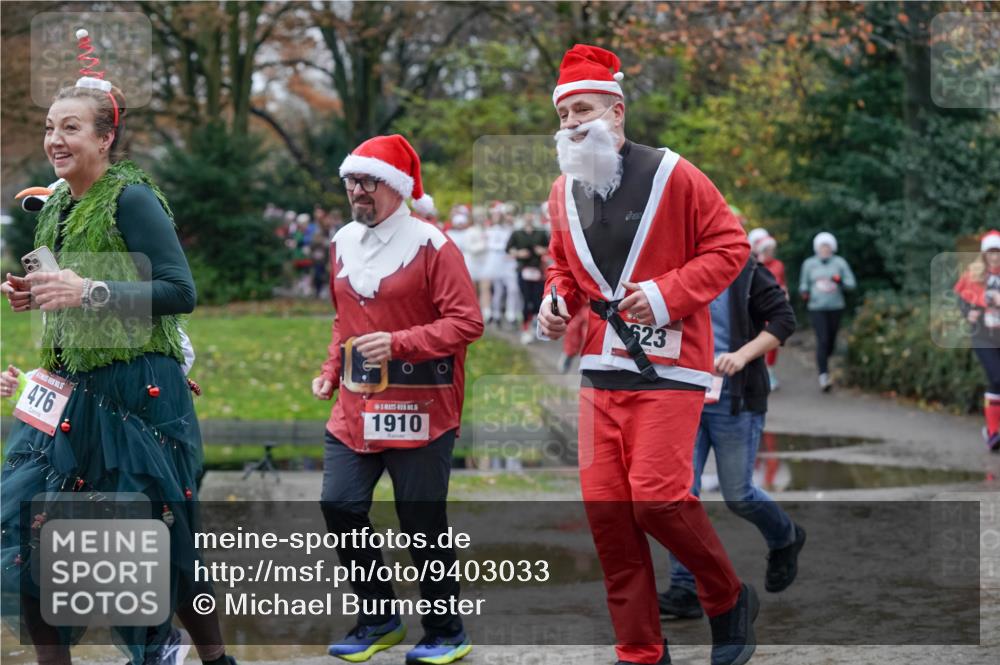 07.12.2025 - St. Pauli X-Mass-Run No. 15 Michael Burmester http://msf.ph/oto/9403033 07.12.2025 10:45:12 Laufen 476, 1910, 623 meine-sportfotos.de