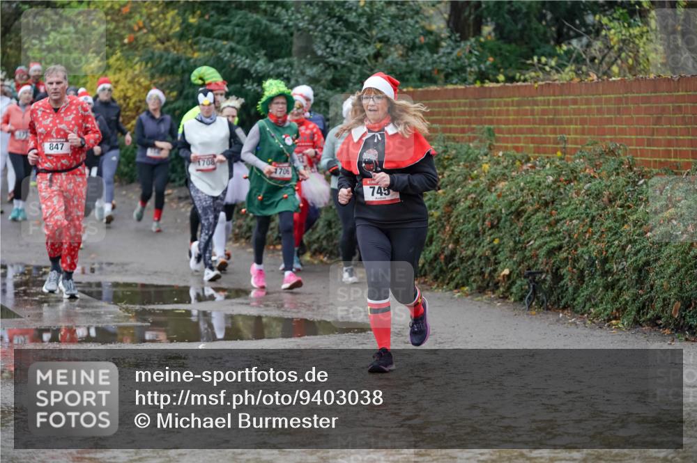 07.12.2025 - St. Pauli X-Mass-Run No. 15 Michael Burmester http://msf.ph/oto/9403038 07.12.2025 10:45:14 Laufen 847, 1708, 1706, 745 meine-sportfotos.de