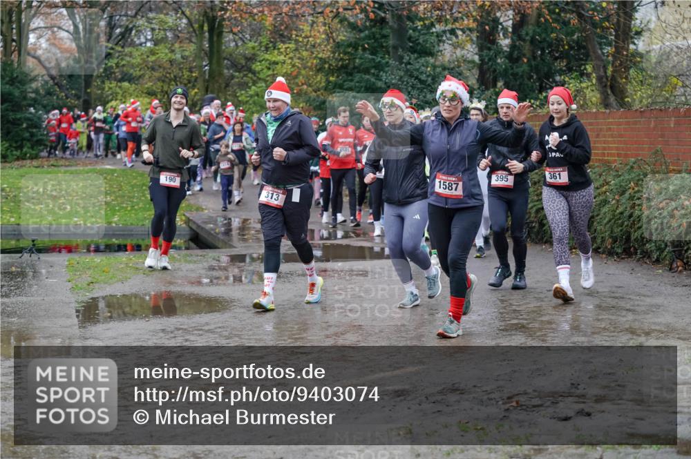 07.12.2025 - St. Pauli X-Mass-Run No. 15 Michael Burmester http://msf.ph/oto/9403074 07.12.2025 10:45:23 Laufen 190, 313, 4581, 395, 1587, 361 meine-sportfotos.de