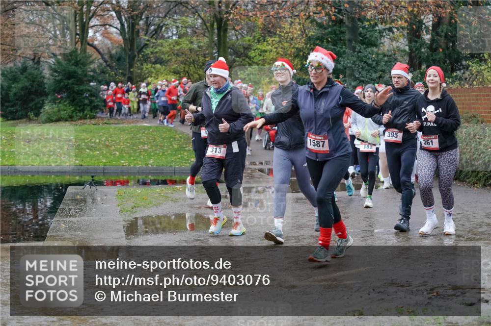 07.12.2025 - St. Pauli X-Mass-Run No. 15 Michael Burmester http://msf.ph/oto/9403076 07.12.2025 10:45:23 Laufen 1587, 182, 313, 395, 361 meine-sportfotos.de