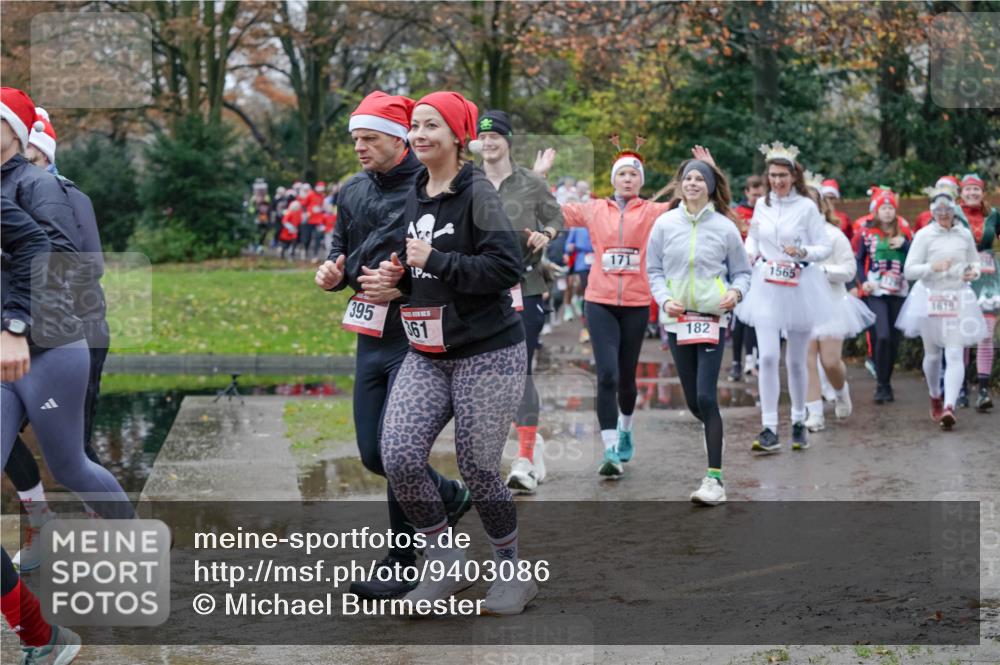 07.12.2025 - St. Pauli X-Mass-Run No. 15 Michael Burmester http://msf.ph/oto/9403086 07.12.2025 10:45:25 Laufen 395, 171, 361, 182, 1565, 1619 meine-sportfotos.de