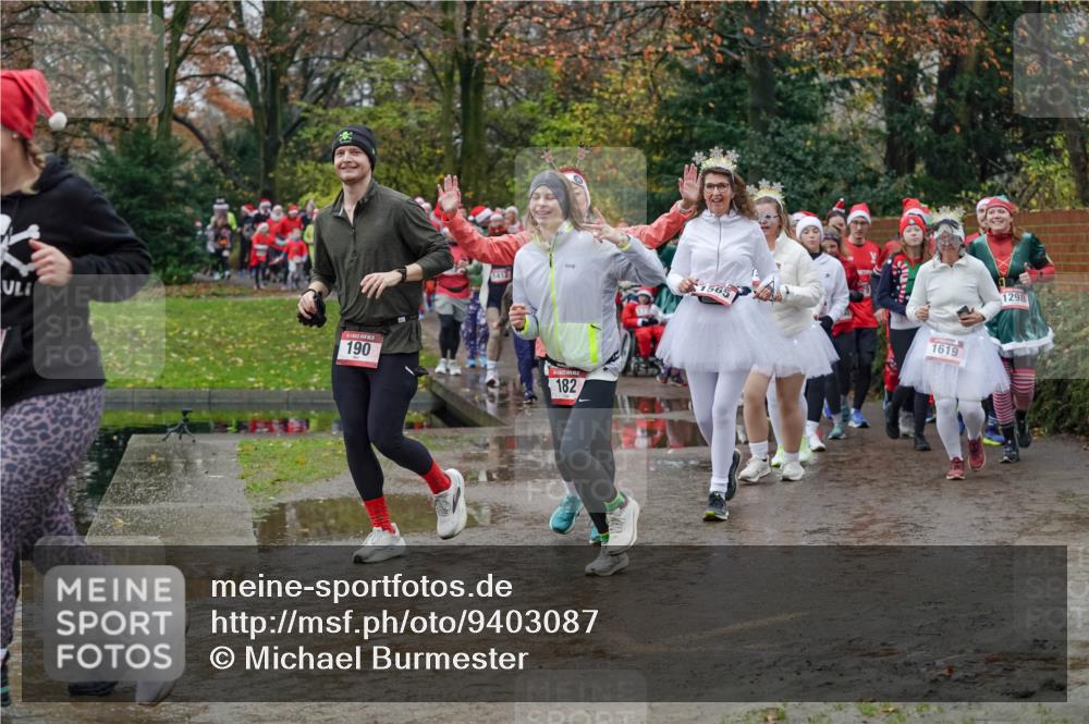 07.12.2025 - St. Pauli X-Mass-Run No. 15 Michael Burmester http://msf.ph/oto/9403087 07.12.2025 10:45:25 Laufen 190, 1412, 182, 1619, 1298 meine-sportfotos.de