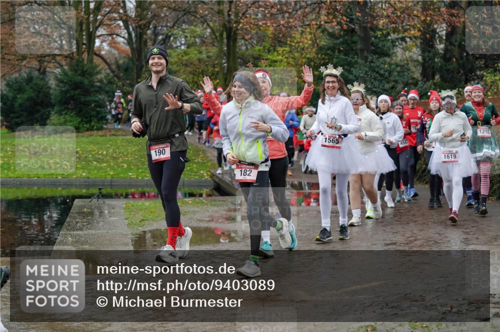 07.12.2025 - St. Pauli X-Mass-Run No. 15 Michael Burmester http://msf.ph/oto/9403089 07.12.2025 10:45:25 Laufen 190, 182, 1565, 458, 1, 1298, 1619 meine-sportfotos.de