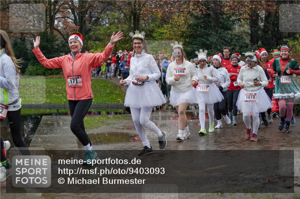 07.12.2025 - St. Pauli X-Mass-Run No. 15 Michael Burmester http://msf.ph/oto/9403093 07.12.2025 10:45:26 Laufen 2, 171, 1568, 1557, 97, 45, 1619, 1298 meine-sportfotos.de