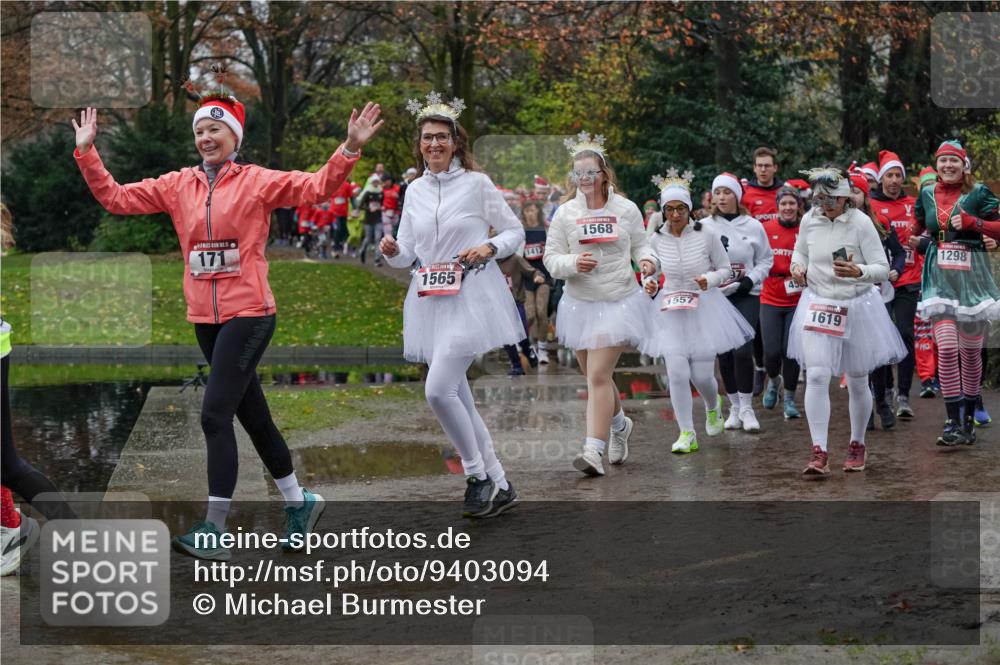 07.12.2025 - St. Pauli X-Mass-Run No. 15 Michael Burmester http://msf.ph/oto/9403094 07.12.2025 10:45:27 Laufen 171, 1565, 1412, 1568, 1557, 1619, 1298 meine-sportfotos.de