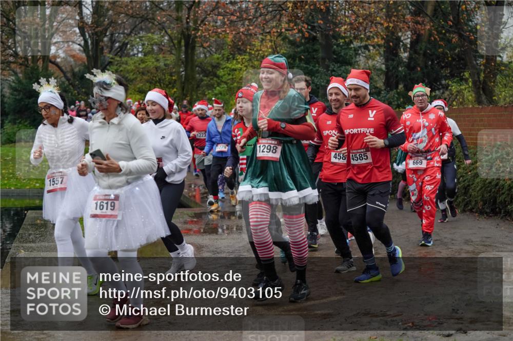 07.12.2025 - St. Pauli X-Mass-Run No. 15 Michael Burmester http://msf.ph/oto/9403105 07.12.2025 10:45:29 Laufen 1557, 1619, 1223, 1229, 1298, 20, 20, 458, 4585, 669 meine-sportfotos.de