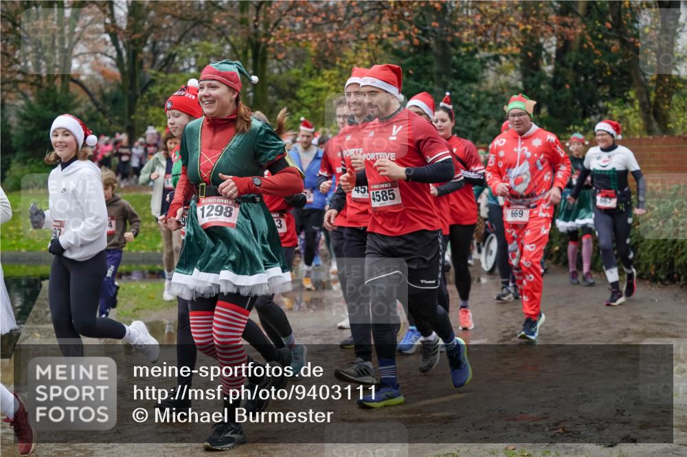 07.12.2025 - St. Pauli X-Mass-Run No. 15 Michael Burmester http://msf.ph/oto/9403111 07.12.2025 10:45:29 Laufen 1, 1298, 3, 45, 4585, 667, 669 meine-sportfotos.de