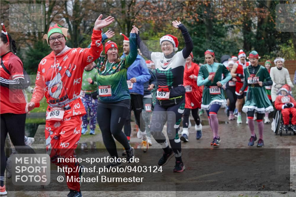 07.12.2025 - St. Pauli X-Mass-Run No. 15 Michael Burmester http://msf.ph/oto/9403124 07.12.2025 10:45:32 Laufen 5, 669, 10, 819, 1694, 29, 078, 1398, 667, 1379 meine-sportfotos.de
