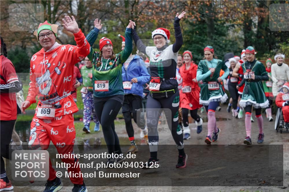 07.12.2025 - St. Pauli X-Mass-Run No. 15 Michael Burmester http://msf.ph/oto/9403125 07.12.2025 10:45:32 Laufen 15, 669, 819, 229, 667, 1398, 1078 meine-sportfotos.de
